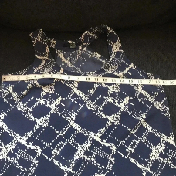 XXI Navy Blue and White Racer Back Square Hem Top-Size S/P - Picture 10 of 11